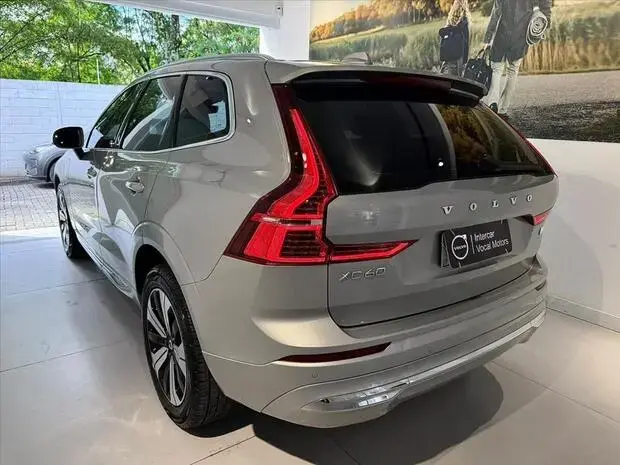 Volvo XC60 2.0 T8 RECHARGE PLUS AWD GEARTRONIC