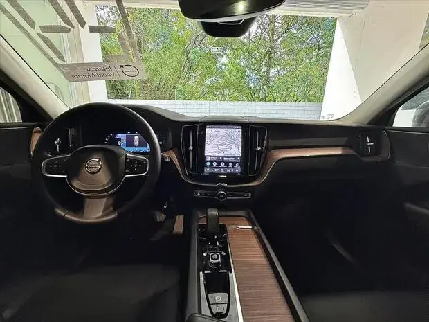 Volvo XC60 2.0 T8 RECHARGE PLUS AWD GEARTRONIC