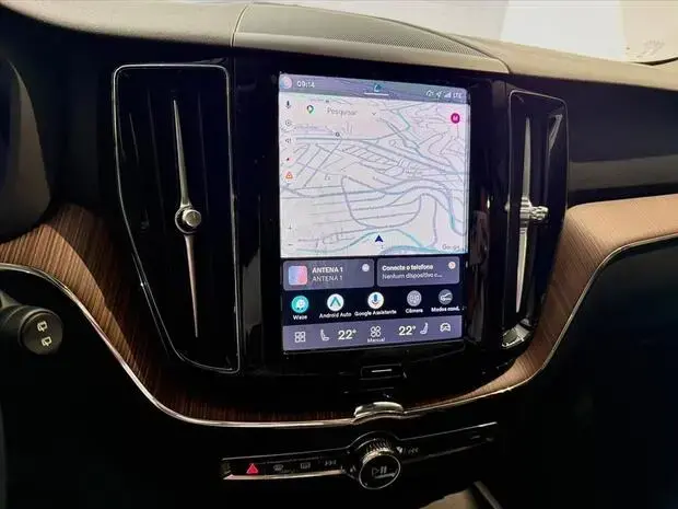 Volvo XC60 2.0 T8 RECHARGE PLUS AWD GEARTRONIC
