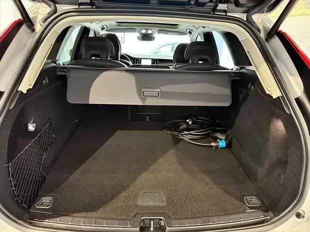 Volvo XC60 2.0 T8 RECHARGE PLUS AWD GEARTRONIC