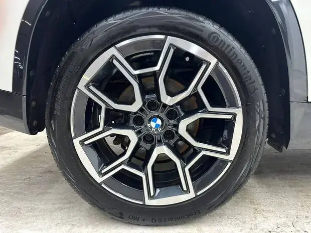 Bmw X1 sDrive20i X Line 2.0 Turbo (Aut.)