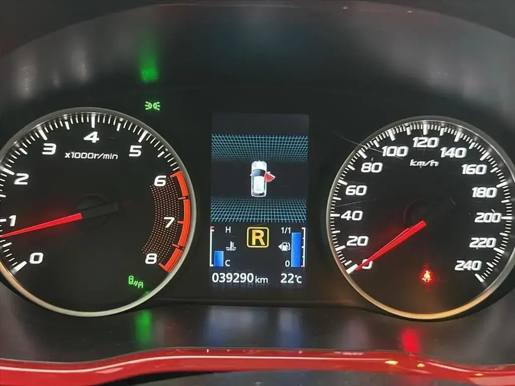 galeria ECLIPSE CROSS