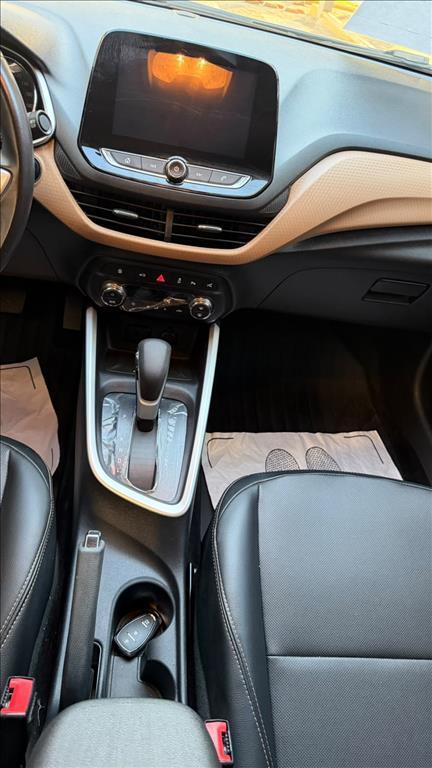 Chevrolet ONIX PLUS