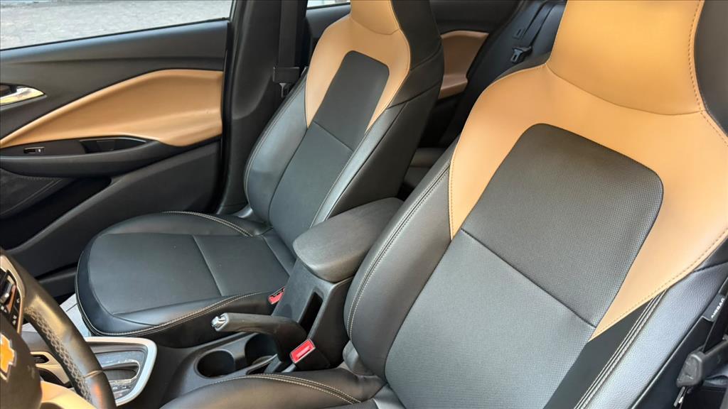 Chevrolet ONIX PLUS