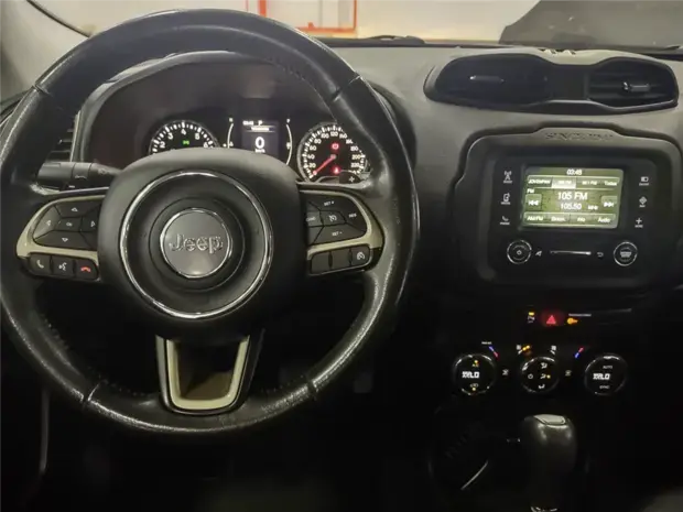 Jeep RENEGADE 1.8 16V FLEX LONGITUDE 4P AUTOMÁTICO