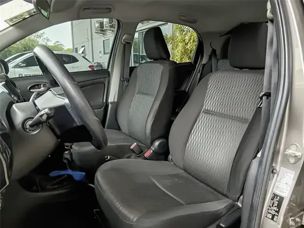 Toyota ETIOS 1.3 X 16V FLEX 4P MANUAL