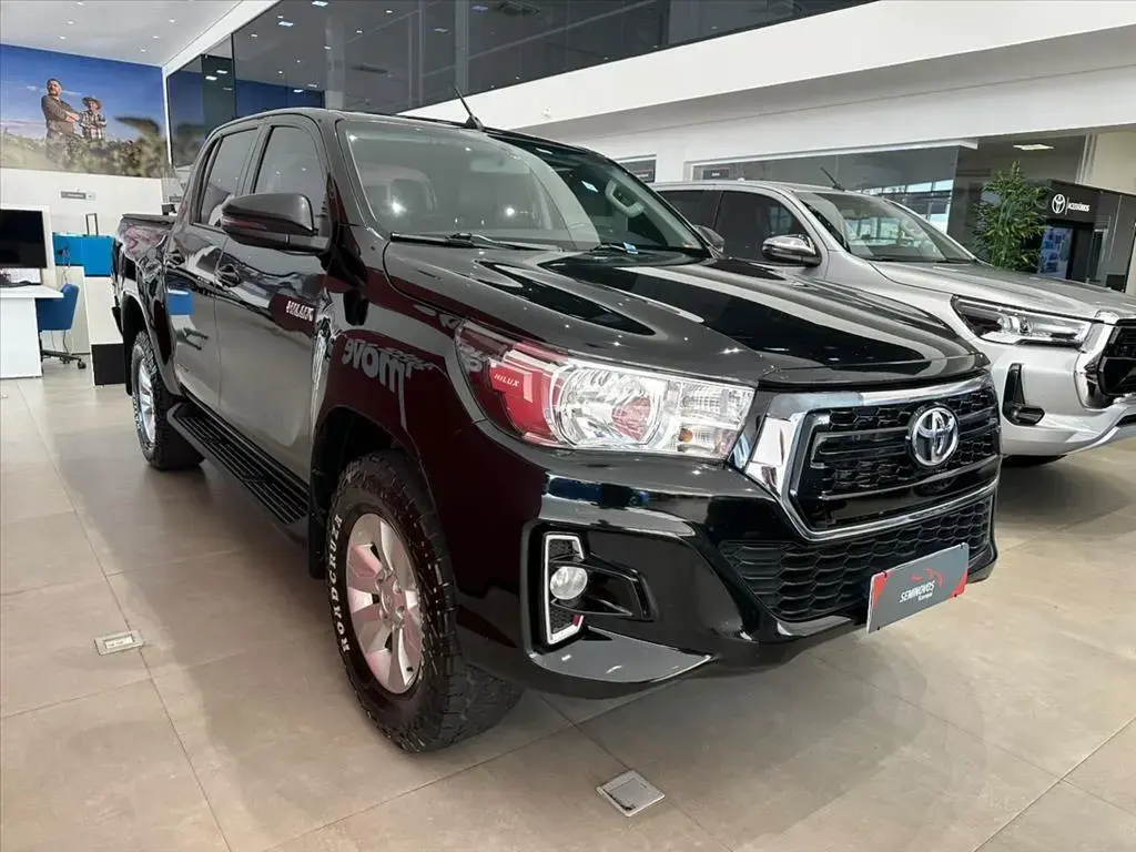 galeria HILUX