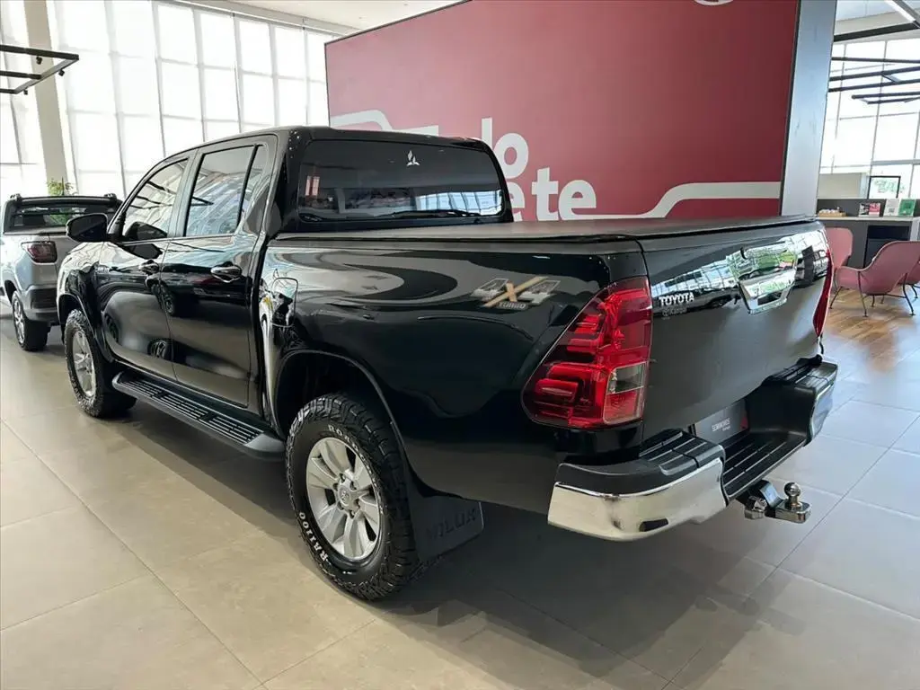 galeria HILUX