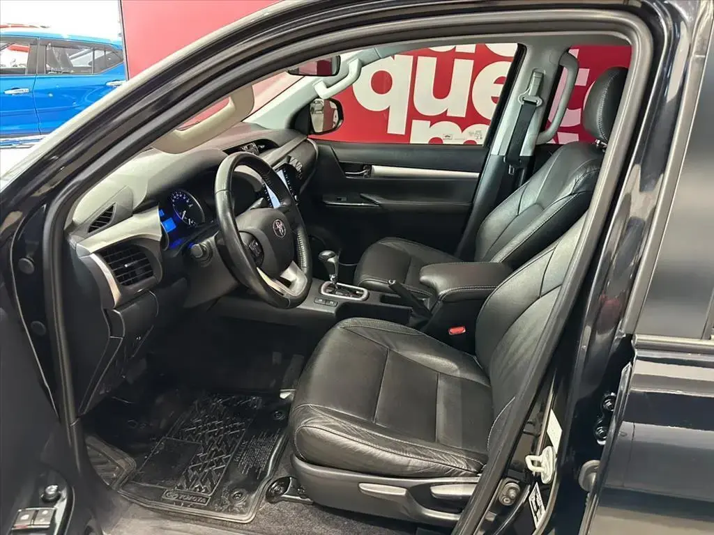 galeria HILUX