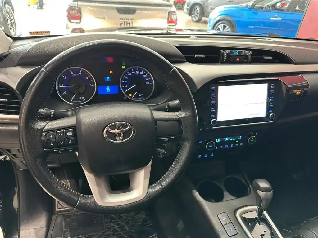 galeria HILUX