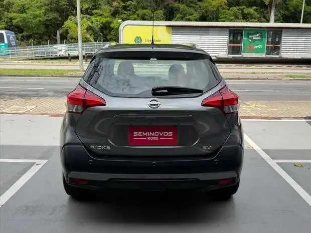 Nissan KICKS 1.6 16V FLEXSTART SV 4P XTRONIC