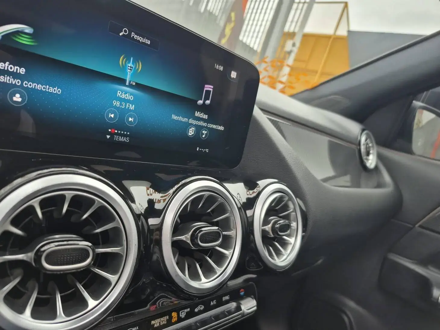 galeria GLA 200