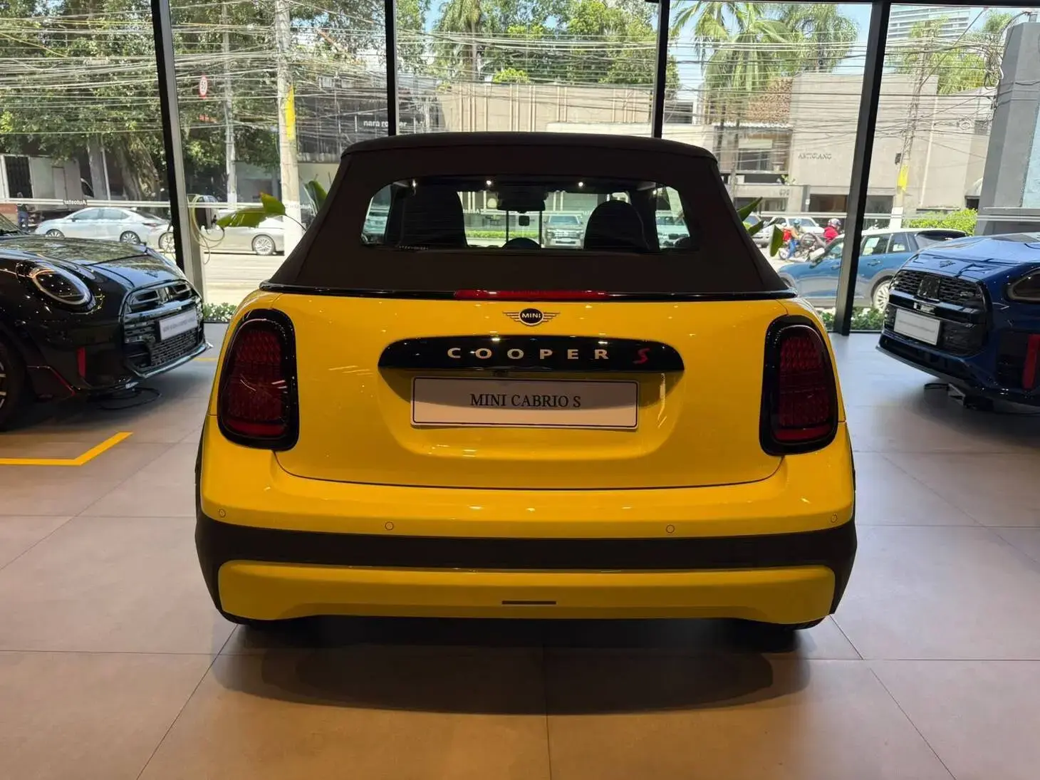 galeria Cooper Cabrio