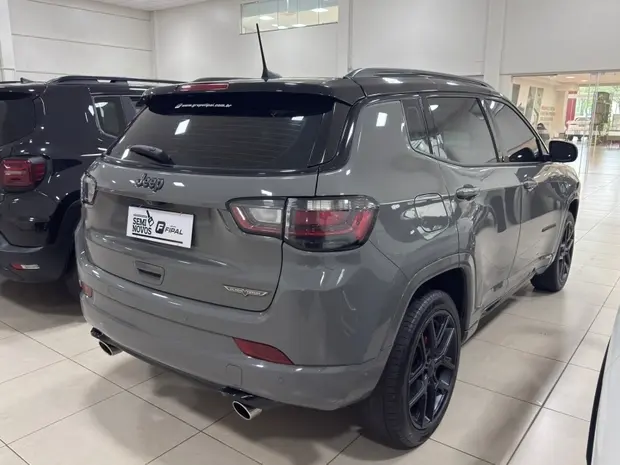 Jeep COMPASS 2.0 HURRICANE 4 TURBO GASOLINA BLACKHAWK AT9