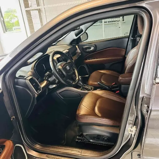 Fiat TORO 2.0 16V TURBO DIESEL RANCH 4WD AT9