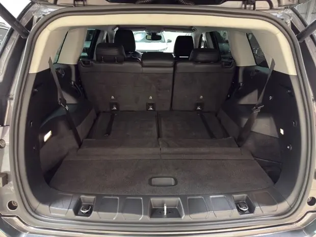 Jeep COMMANDER 2.0 TD380 TURBO DIESEL LIMITED AT9