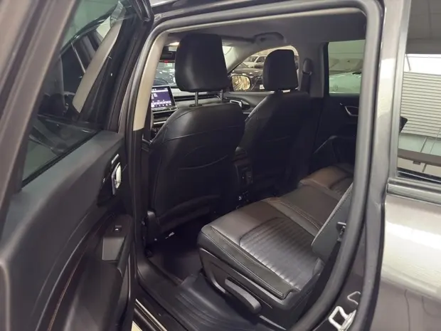Jeep COMMANDER 2.0 TD380 TURBO DIESEL LIMITED AT9