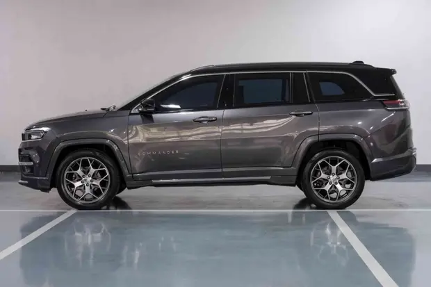 Jeep COMMANDER 1.3 T270 TURBO FLEX OVERLAND AT6