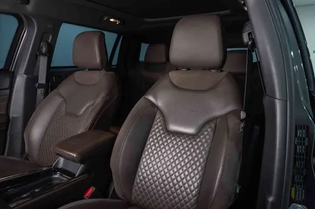 Jeep COMMANDER 1.3 T270 TURBO FLEX OVERLAND AT6