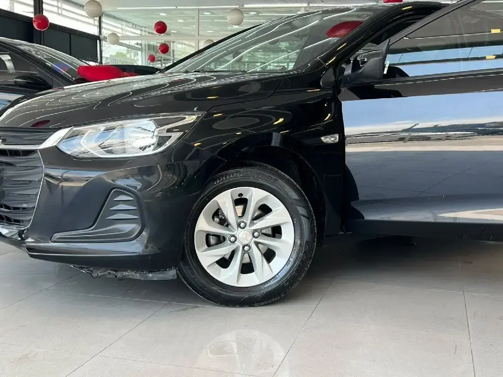 galeria ONIX SEDAN