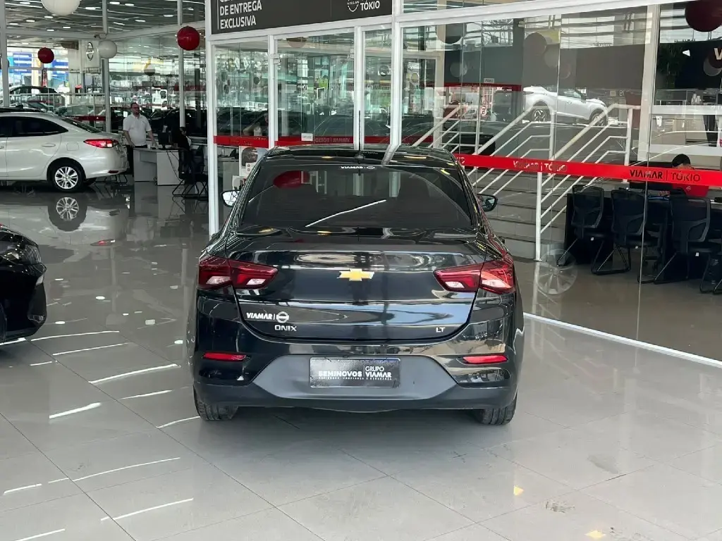 galeria ONIX SEDAN
