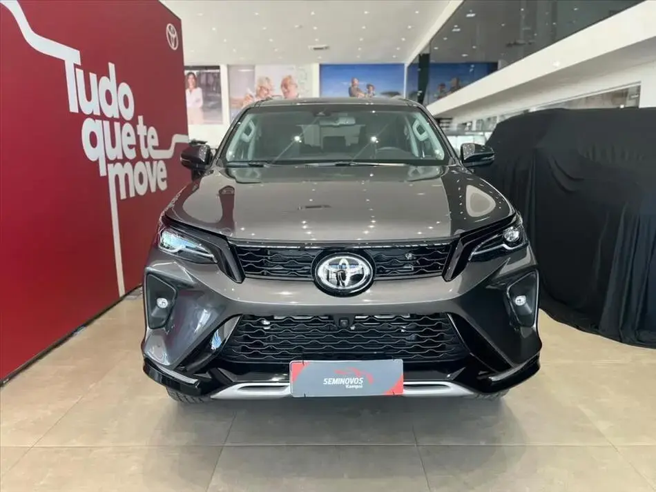 Hilux Sw4 2.8 D-4D Turbo Diesel Srx Platinum 7L 4X4 Automático