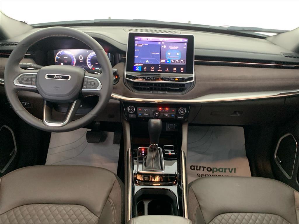 Jeep COMMANDER