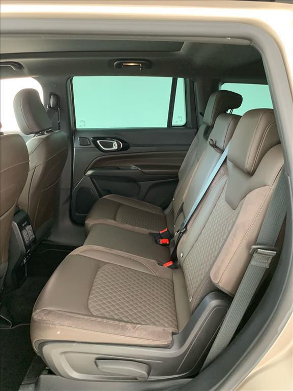 Jeep COMMANDER