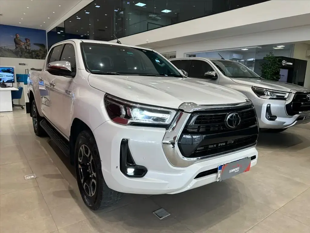 galeria HILUX