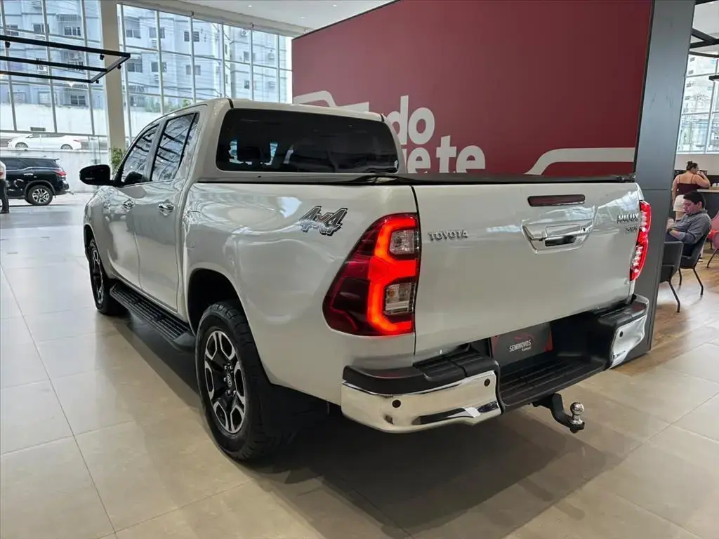galeria HILUX