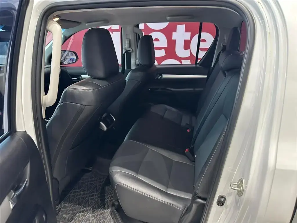 galeria HILUX