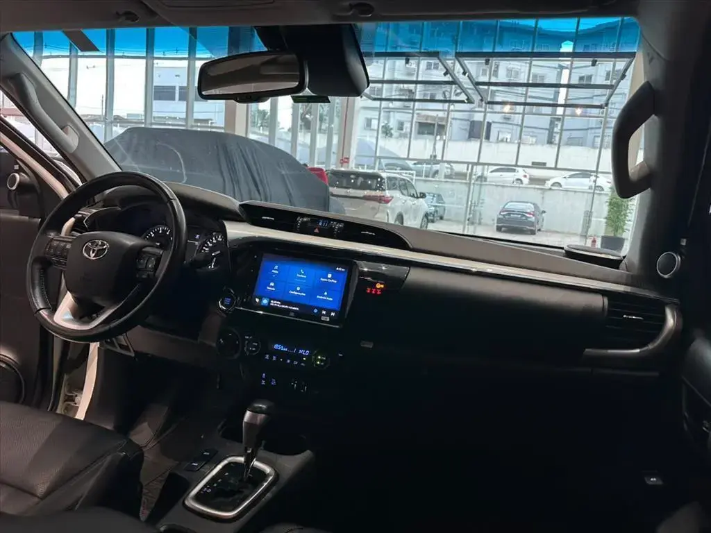 galeria HILUX