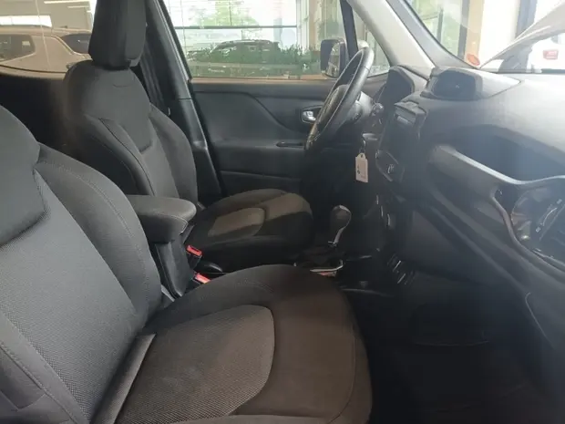 Jeep RENEGADE 1.8 16V FLEX SPORT 4P AUTOMÁTICO