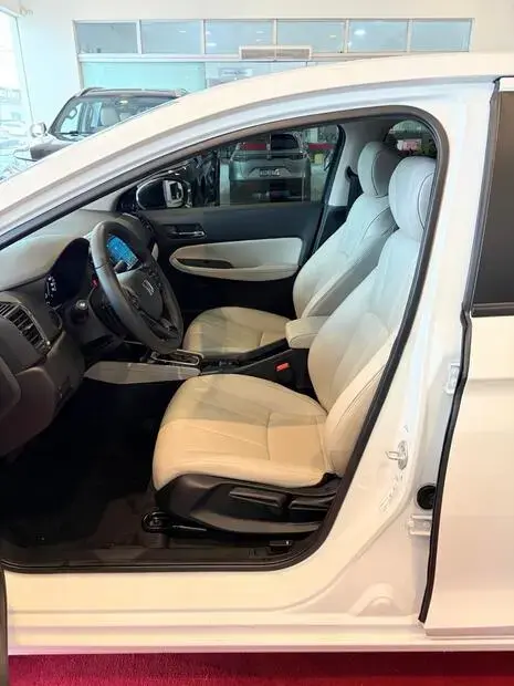 Honda CITY SEDAN TOURING 1.5 16v