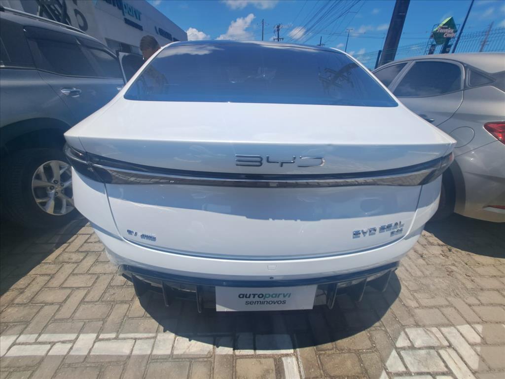 Byd SEAL