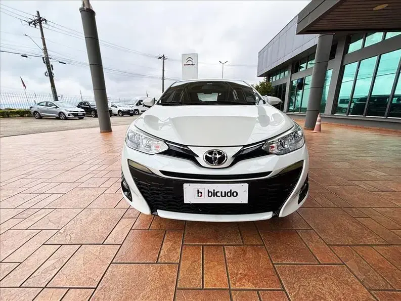 galeria YARIS