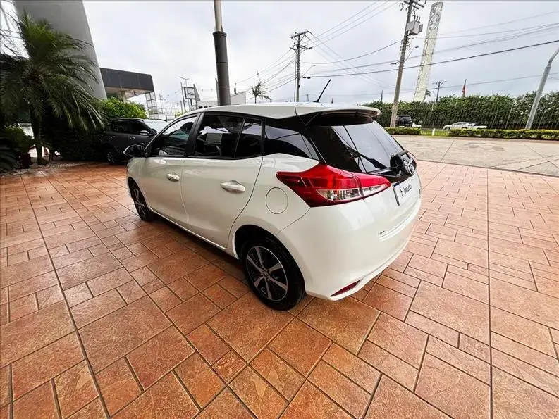galeria YARIS