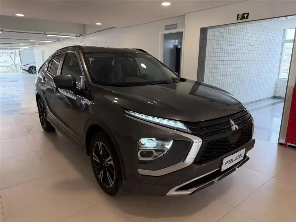 galeria ECLIPSE CROSS