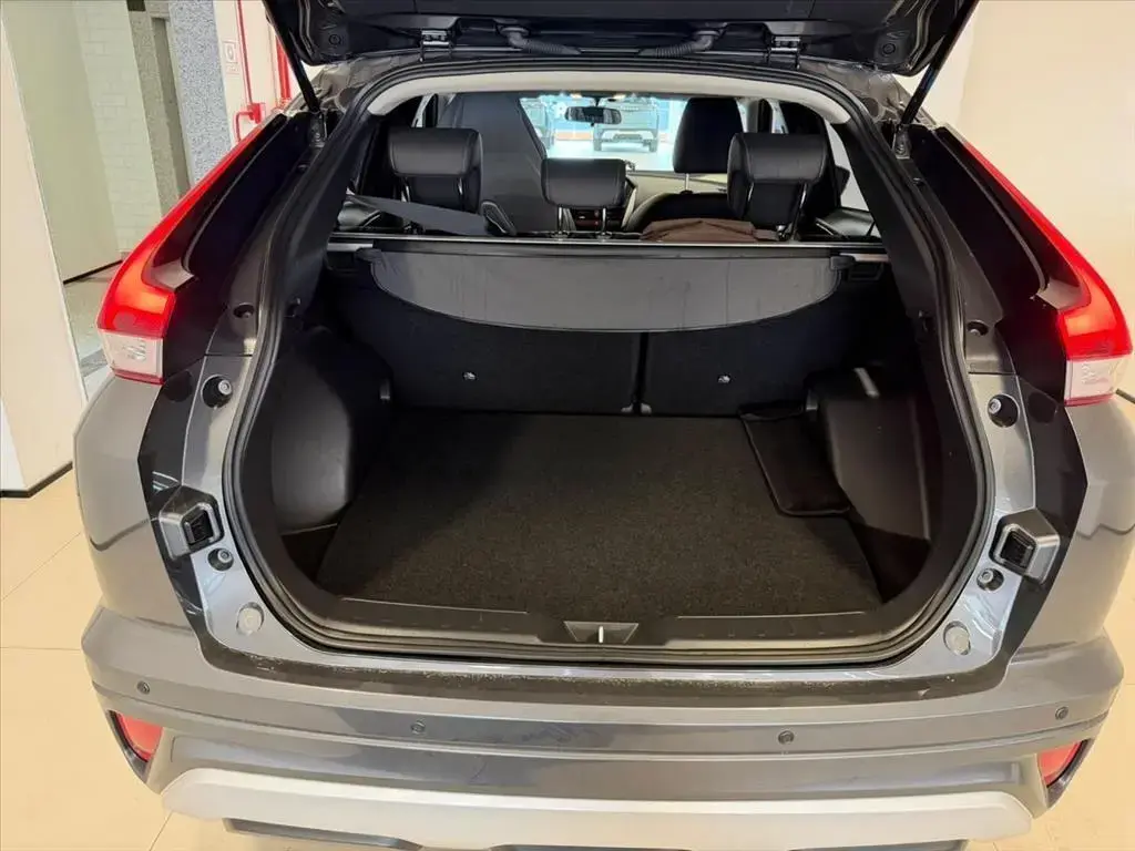 galeria ECLIPSE CROSS