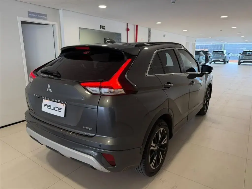 galeria ECLIPSE CROSS