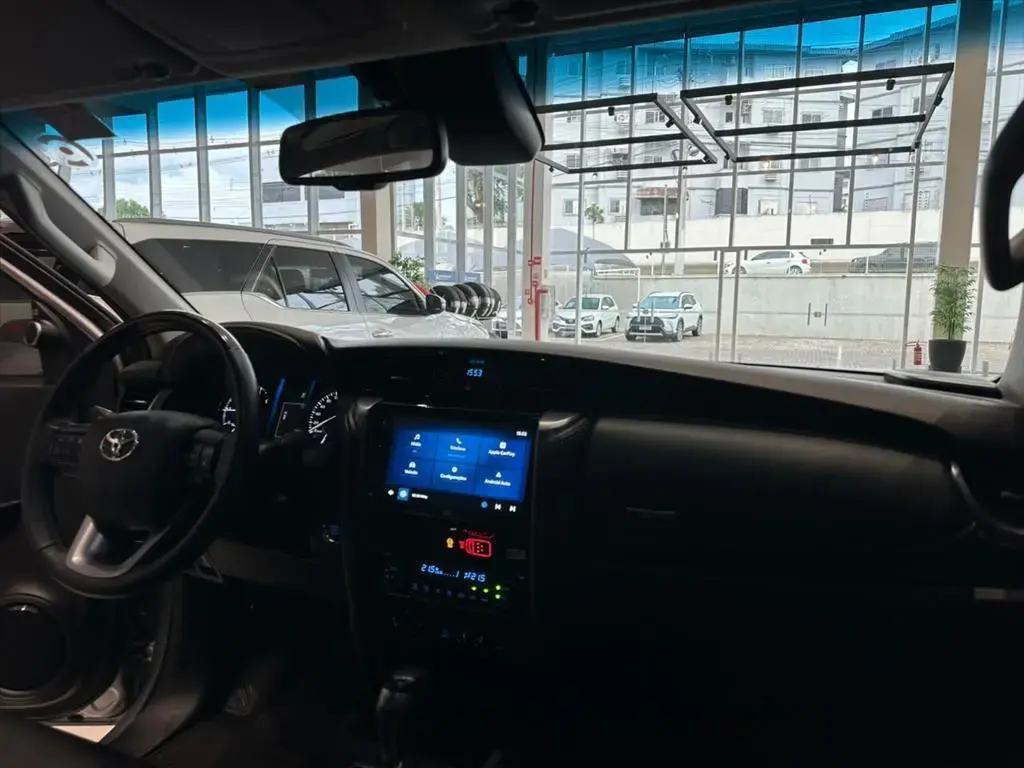 galeria HILUX SW4