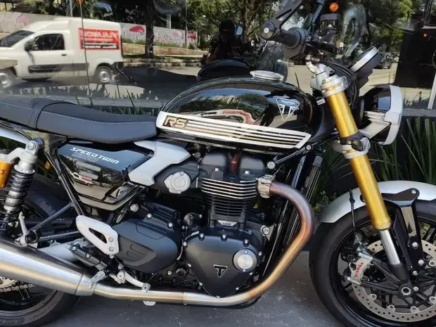 Triumph Speed Twin 1200 RS