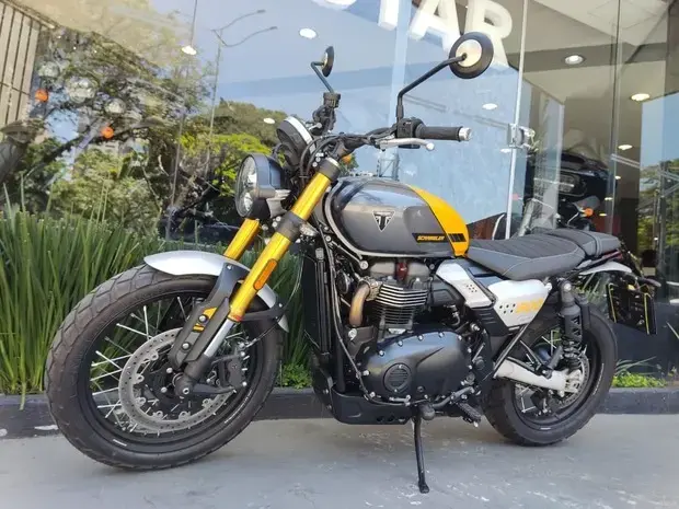 Triumph Scrambler 900 ABS