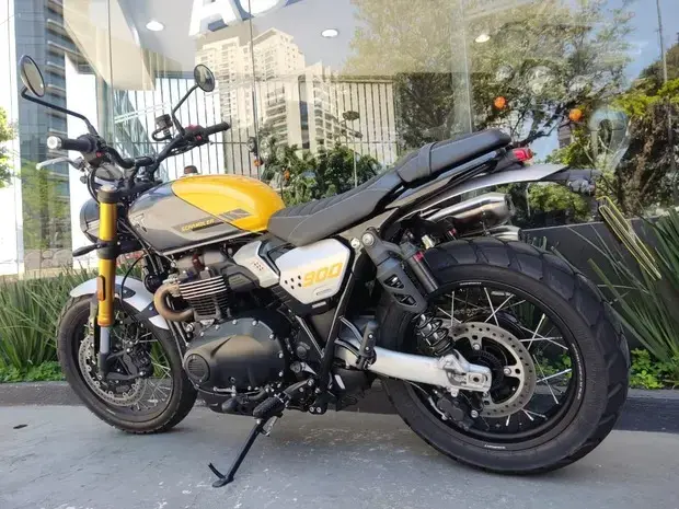 Triumph Scrambler 900 ABS