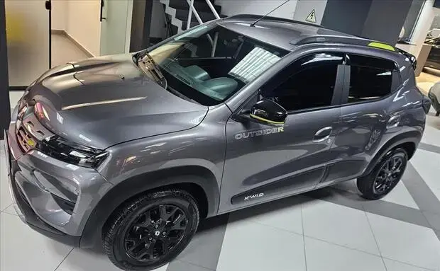 Renault KWID 1.0 12V SCE FLEX OUTSIDER MANUAL