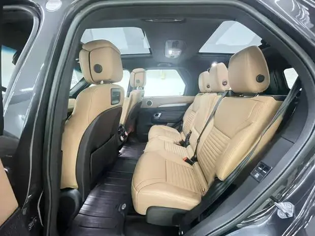Land Rover Discovery R-Dynamic HSE 3.0 4x4 Die (Hib.)