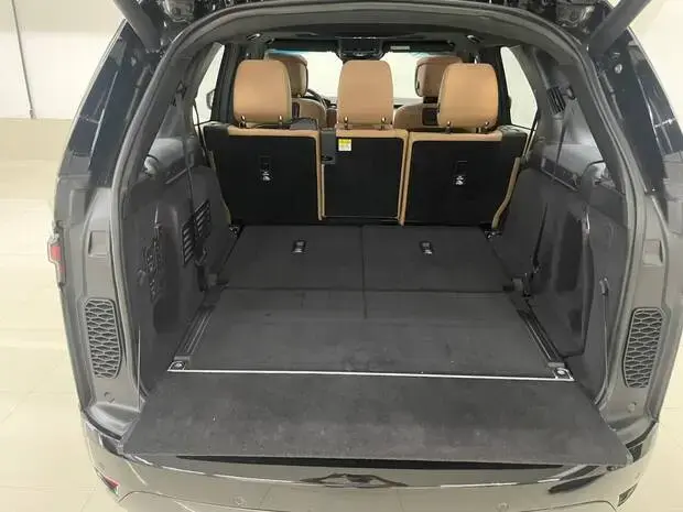 Land Rover Discovery R-Dynamic HSE 3.0 4x4 Die (Hib.)