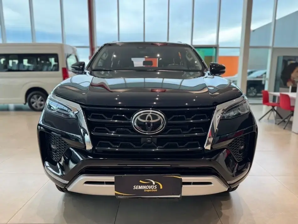 Hilux Sw4 2.8 D-4D Turbo Diesel Srx 4X4 Automático