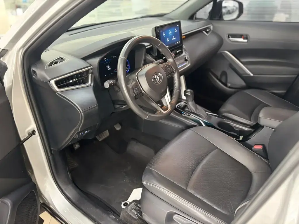 galeria Corolla Cross