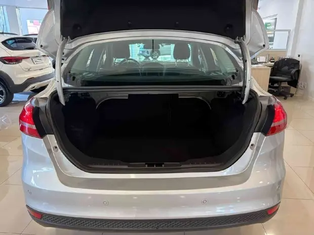Ford FOCUS 2.0 SE 16V FLEX 4P POWERSHIFT